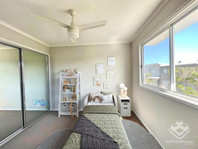 Townhouse for rent in Kings Creek, Queensland