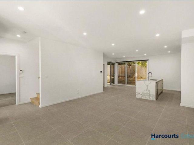 Townhouse for rent in Camerons Creek, Victoria