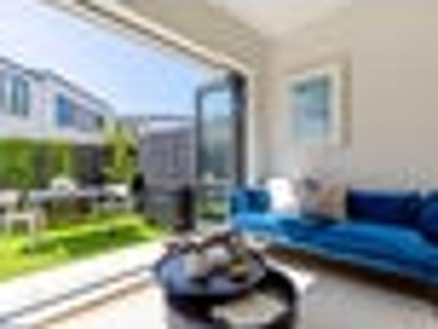 Townhouse for sale in Penrose, Oroua County