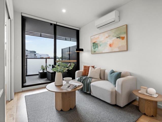 Apartment for rent in Essendon North, Melbourne