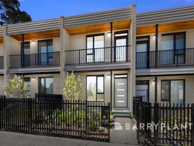 Townhouse for sale in Luma Living Estate, Melbourne