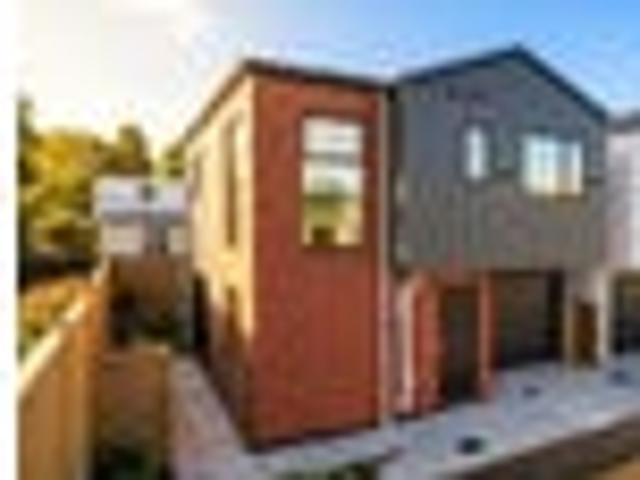 House for sale in One Tree Hill