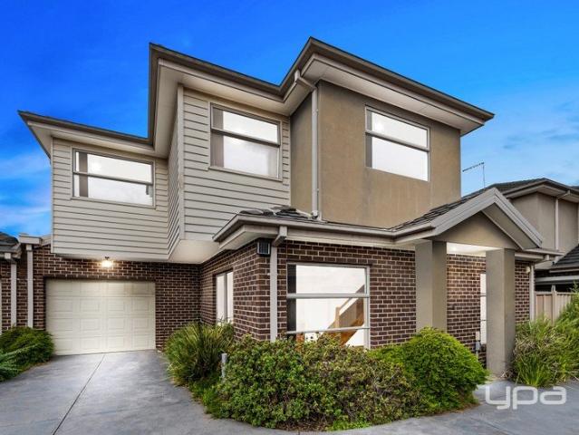 Townhouse for sale in Camerons Creek, Victoria