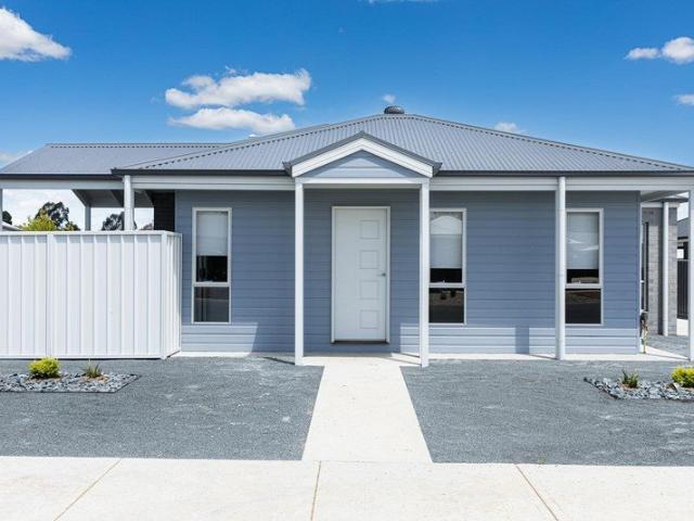 Townhouse for rent in Albury, New South Wales