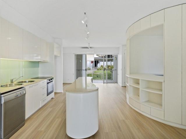 Apartment for rent in Varsity Lakes, Gold Coast City