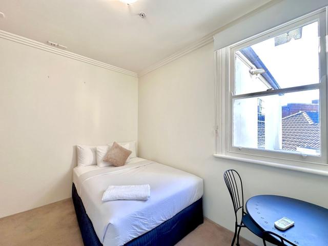 Apartment for rent in Potts Hill, New South Wales