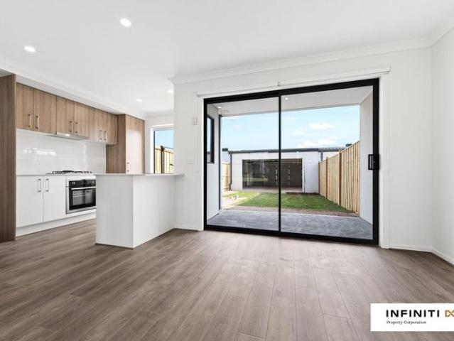 Townhouse for rent in Camerons Creek, Victoria