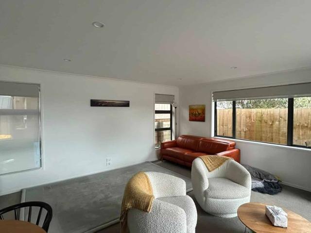 House for rent in Howick, Oroua County