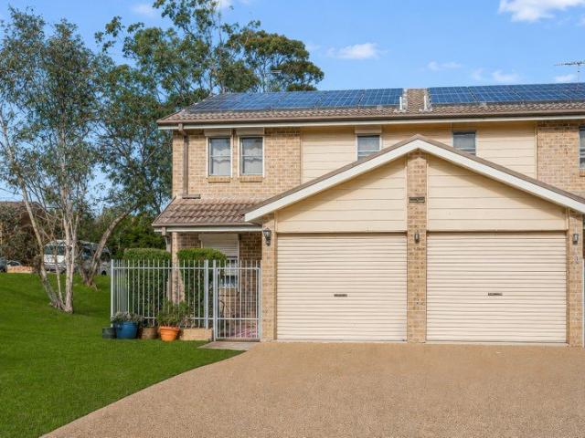 Townhouse for sale in Sydney, New South Wales