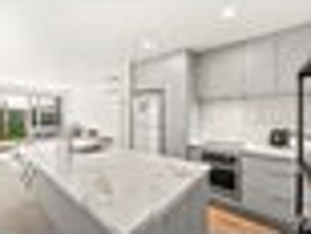 Townhouse for sale in Days Bay, Wellington