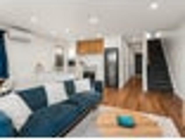 Townhouse for sale in Rolleston, Canterbury