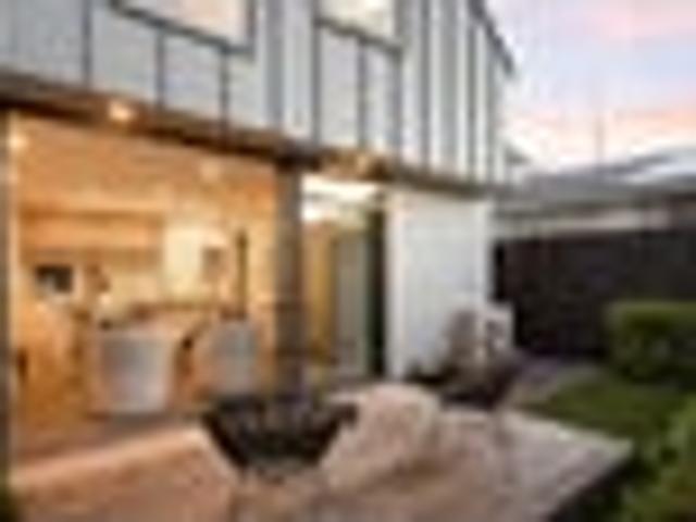 House for sale in Saint Albans, Canterbury