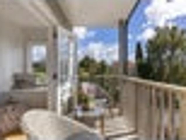 House for sale in Oratia, Oroua County
