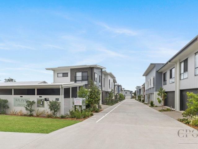 Apartment for sale in Rothwell, Greater Brisbane
