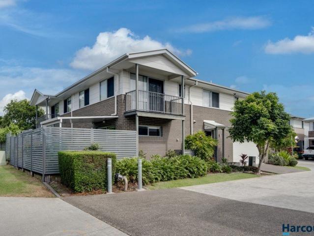 Townhouse for sale in Toombul, Queensland