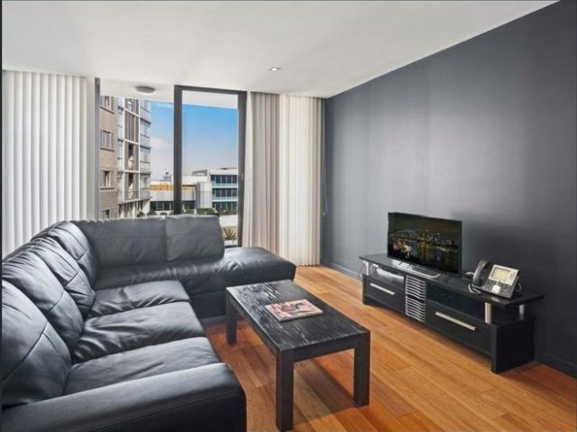 Apartment for rent in Crows Nest Junction, Sydney