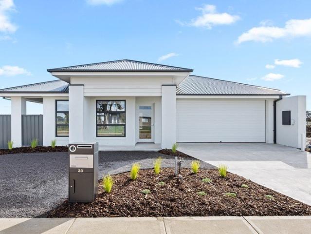 Townhouse for rent in Yarrawonga, Victoria