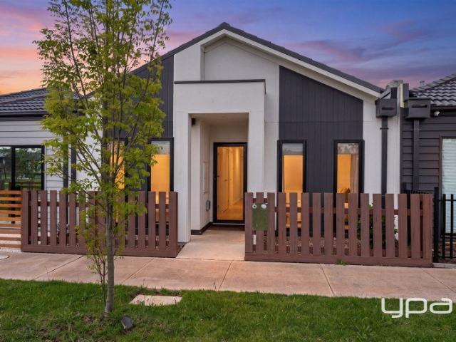 House for sale in Bridgefield, Melbourne