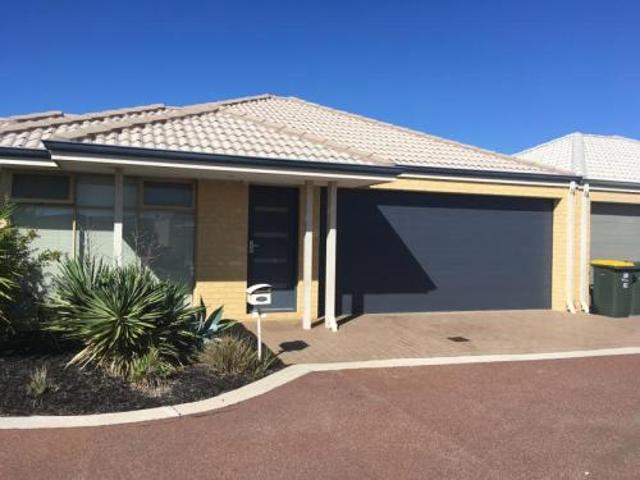 House for rent in Banksia Grove, Western Australia