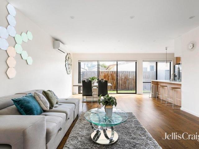 Townhouse for sale in Camerons Creek, Victoria