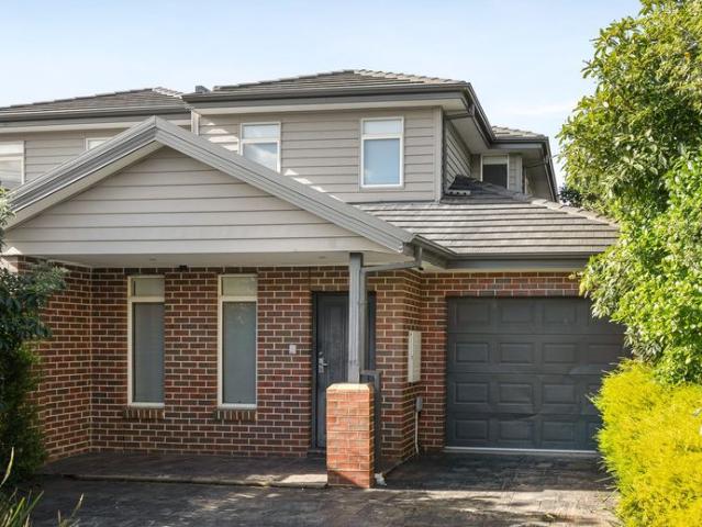 Townhouse for rent in Camerons Creek, Victoria