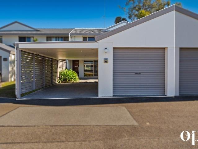 Townhouse for sale in Fernbrook, Queensland