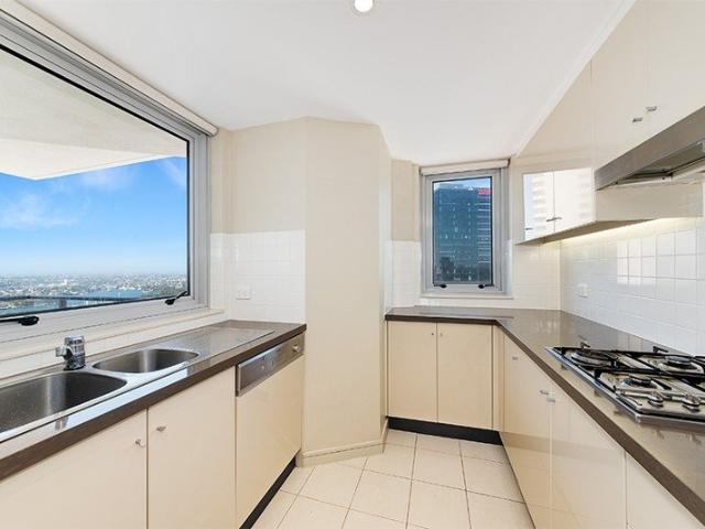 Apartment for rent in Victoria Cross, Sydney