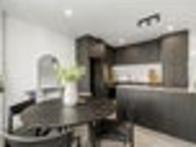 Townhouse for sale in Horsham Village, Hamilton City
