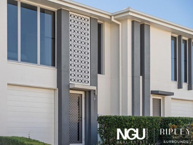 Townhouse for sale in Fernbrook, Queensland