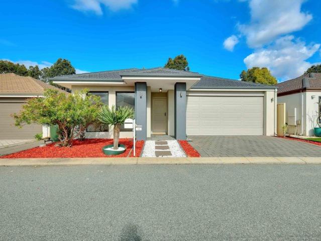 House for sale in Success, Western Australia