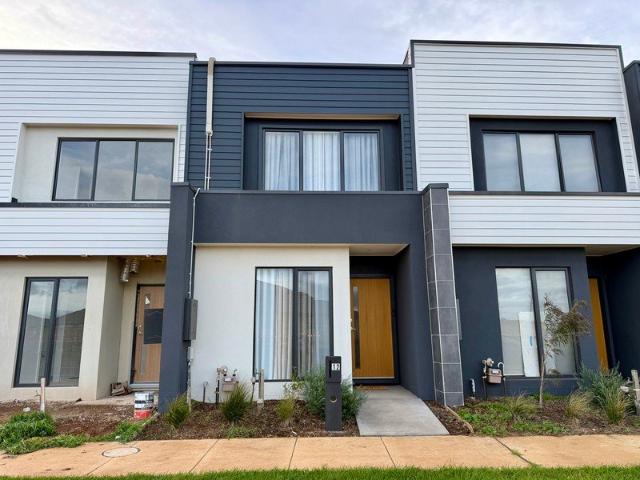 Townhouse for rent in Camerons Creek, Victoria