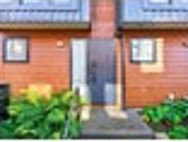 Townhouse for sale in Days Bay, Wellington