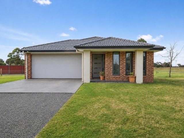 House for sale in Toongabbie, Victoria