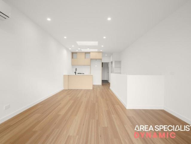 Townhouse for rent in Reservoir, Melbourne