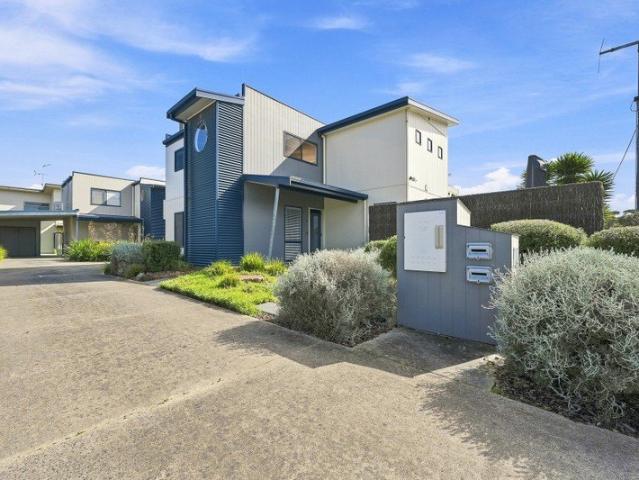 House for sale in Cape Paterson, Victoria