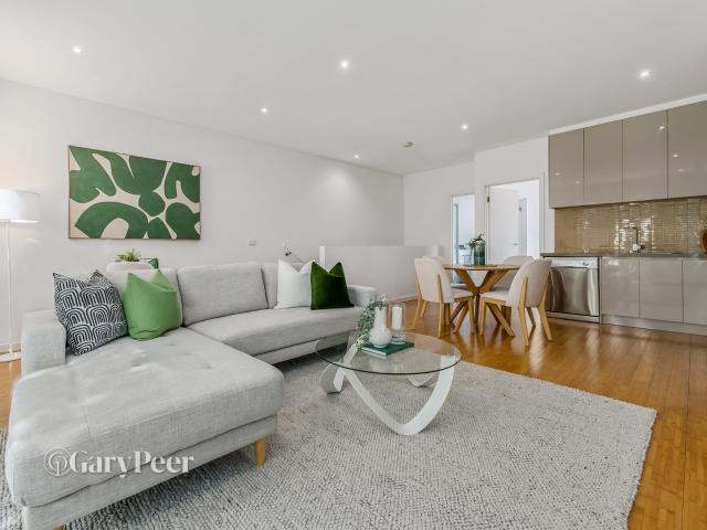 House for sale in Carnegie