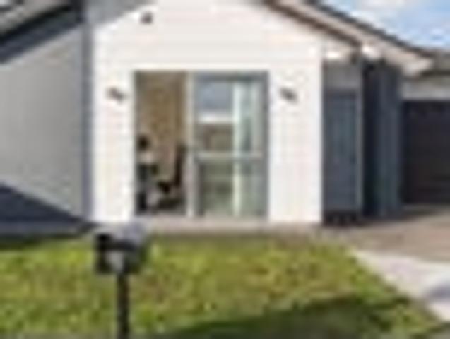 House for sale in Papakura