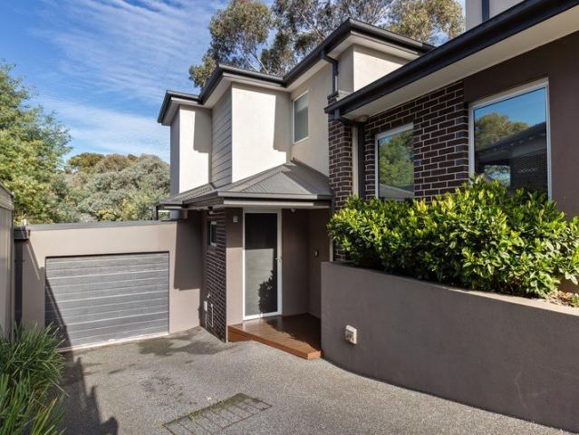 Townhouse for rent in Camerons Creek, Victoria