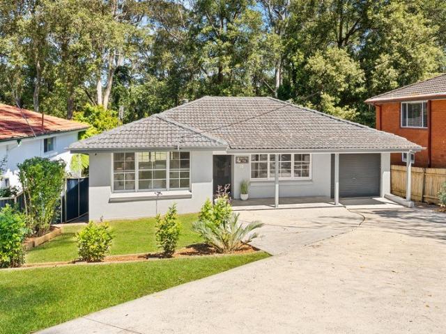 House for sale in Wyoming, Gosford