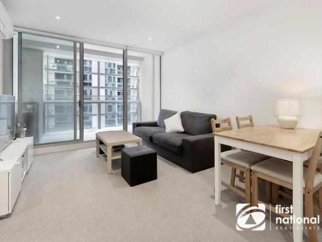 Apartment for rent in Victoria Harbour, Melbourne