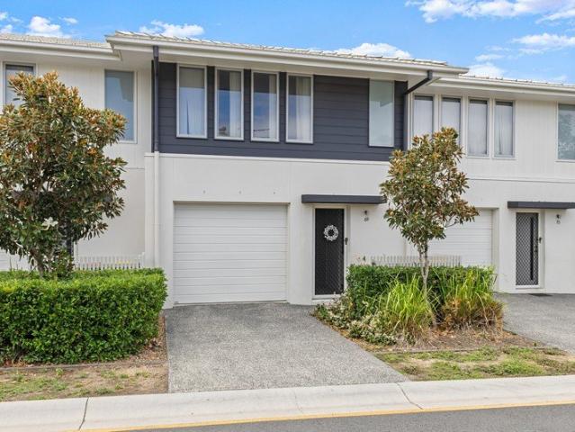 Townhouse for sale in Toombul, Queensland