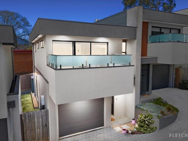 Townhouse for sale in Sherlocks Hill Estate, Melbourne