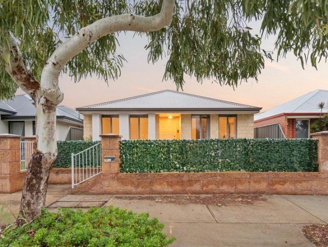 House for sale in Banksia Grove, Western Australia