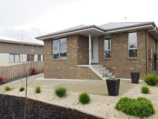 House for rent in Blackmans Bay, Hobart
