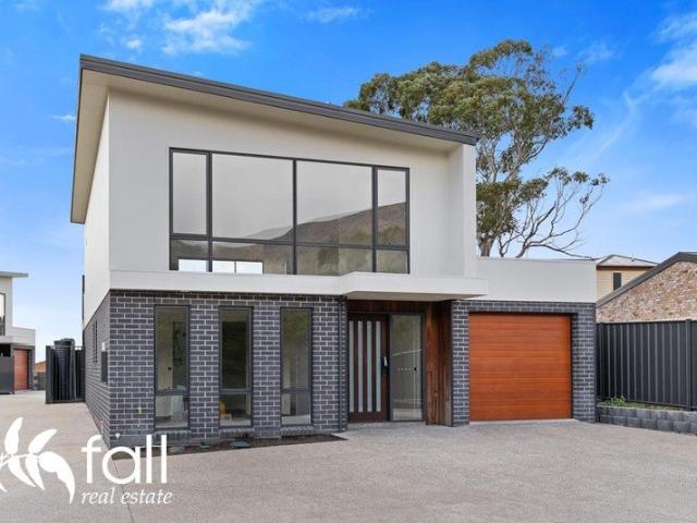 Townhouse for rent in Hobart, Tasmania
