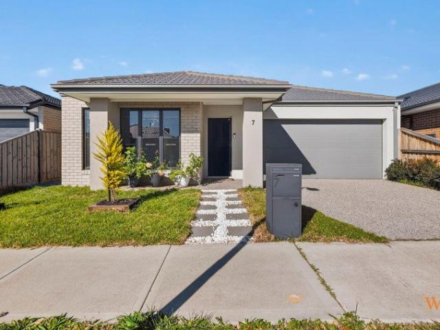 House for sale in Beveridge, Victoria
