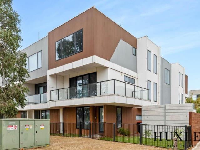 Townhouse for rent in Camerons Creek, Victoria
