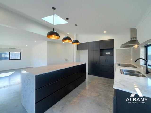 House for rent in Lower King, Albany