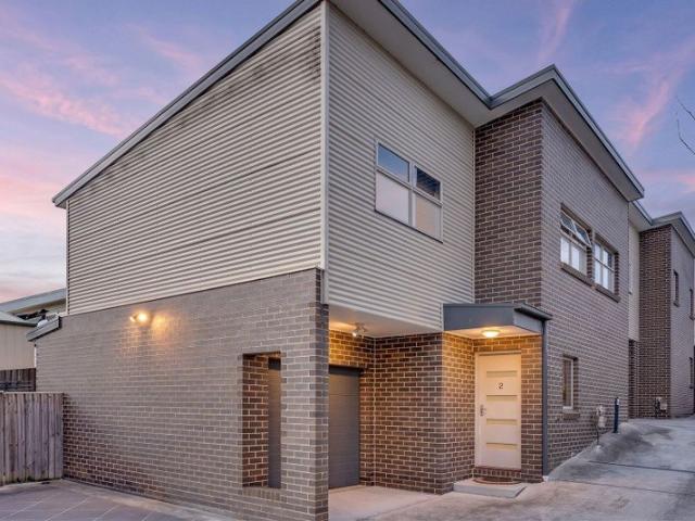 Townhouse for sale in Queanbeyan, New South Wales