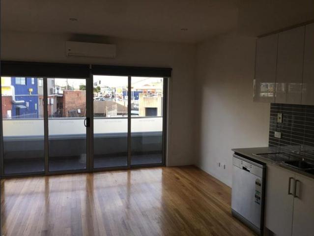 Townhouse for rent in Camerons Creek, Victoria
